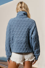 Load image into Gallery viewer, Half Zip Up Quilted Pullover