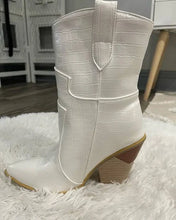 Load image into Gallery viewer, Coachella Western Boot