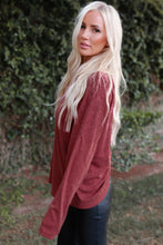 Load image into Gallery viewer, Hollow-out Ruched Back Top