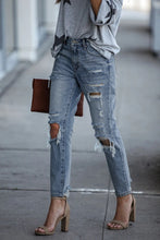 Load image into Gallery viewer, High Rise Distressed Light Jeans