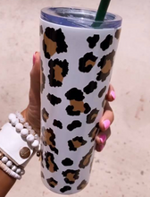 Load image into Gallery viewer, Luxy Leopard Swig Tumbler