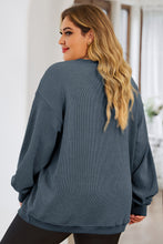 Load image into Gallery viewer, Curvy Heart Ribbed Sweatshirt
