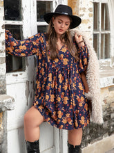 Load image into Gallery viewer, Curvy Floral V-Neck Balloon Sleeve Dress
