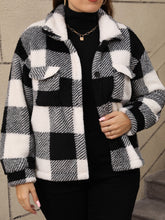 Load image into Gallery viewer, Curvy Pocketed Plaid Jacket
