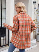 Load image into Gallery viewer, Plaid Button Up Long Sleeve Shirt
